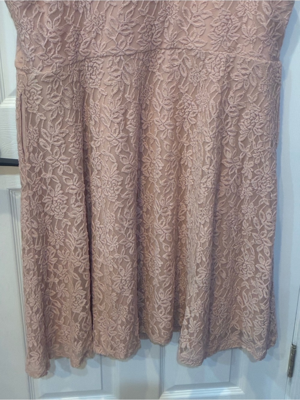 torrid Dusty Rose Lace V-Neck A-Line Dress - Picture 12 of 16